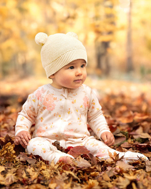 Organic Beanie - Snowy Feather