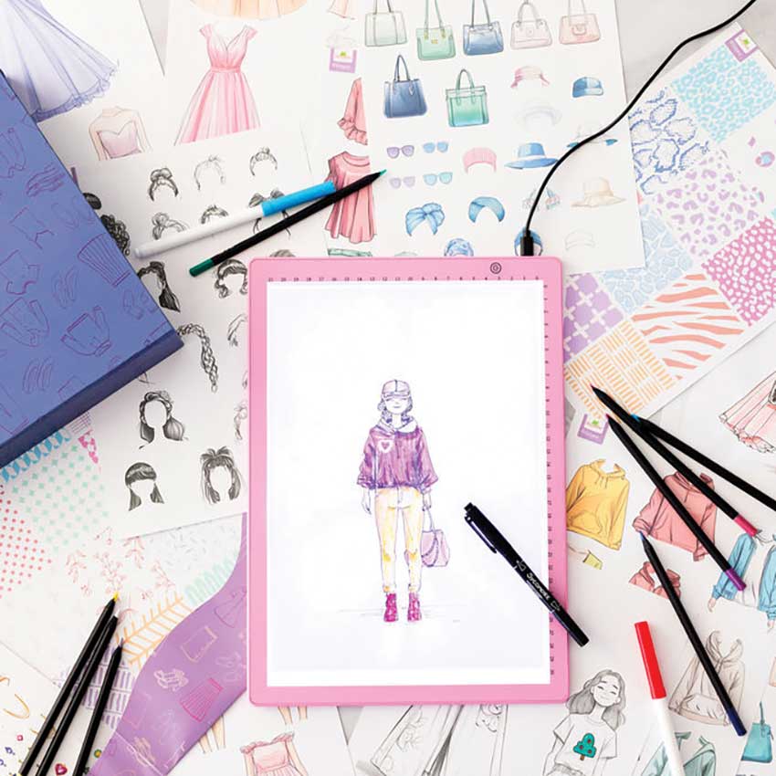 Artissimo Fashion Workshop and LED Light Pad