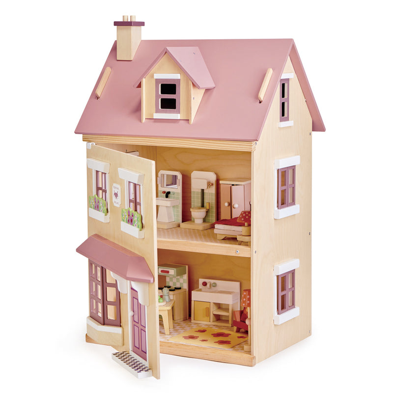 Foxtail Villa Includes Greenhouse and Garden Set!