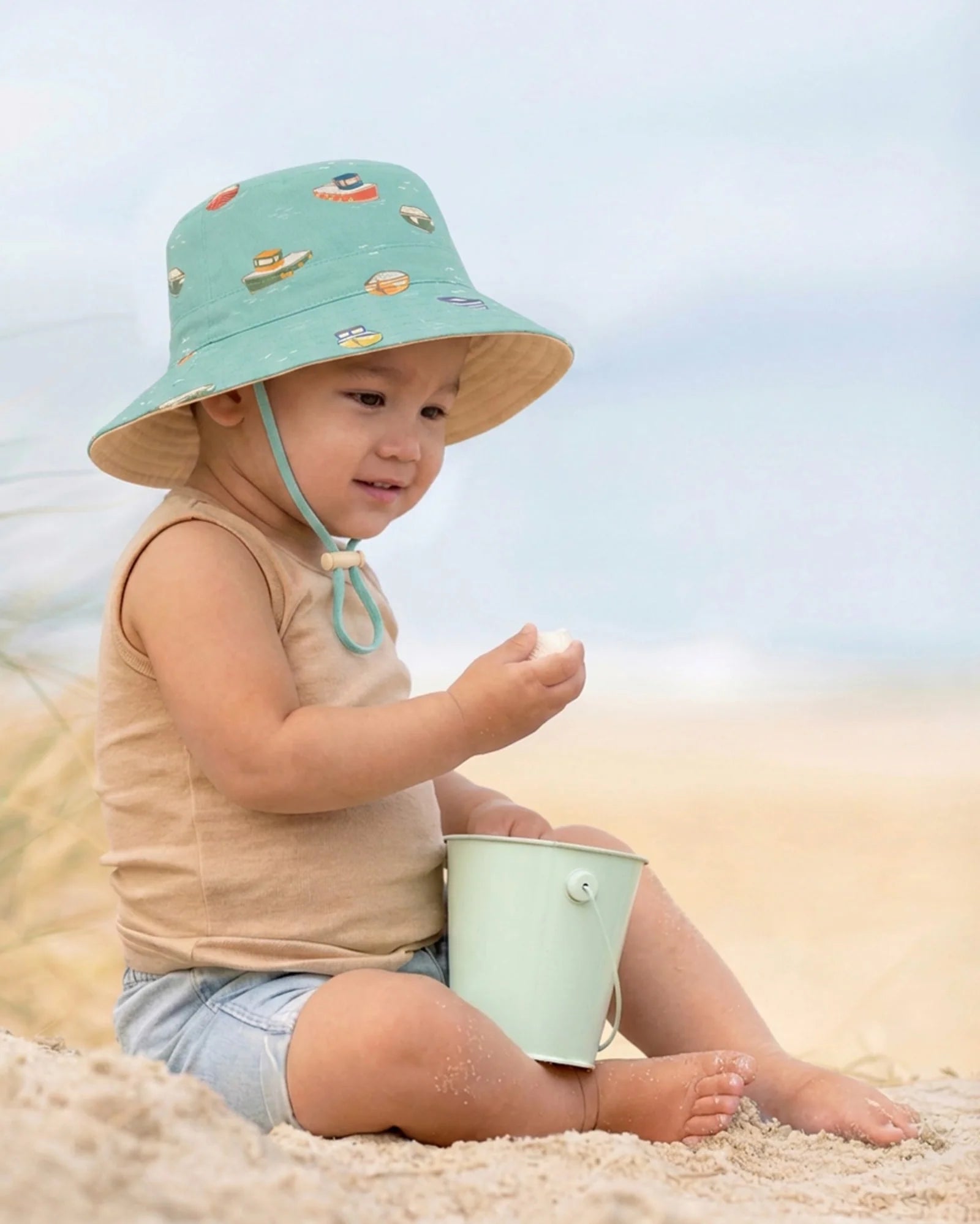 Sunhat Tide - Tugboat