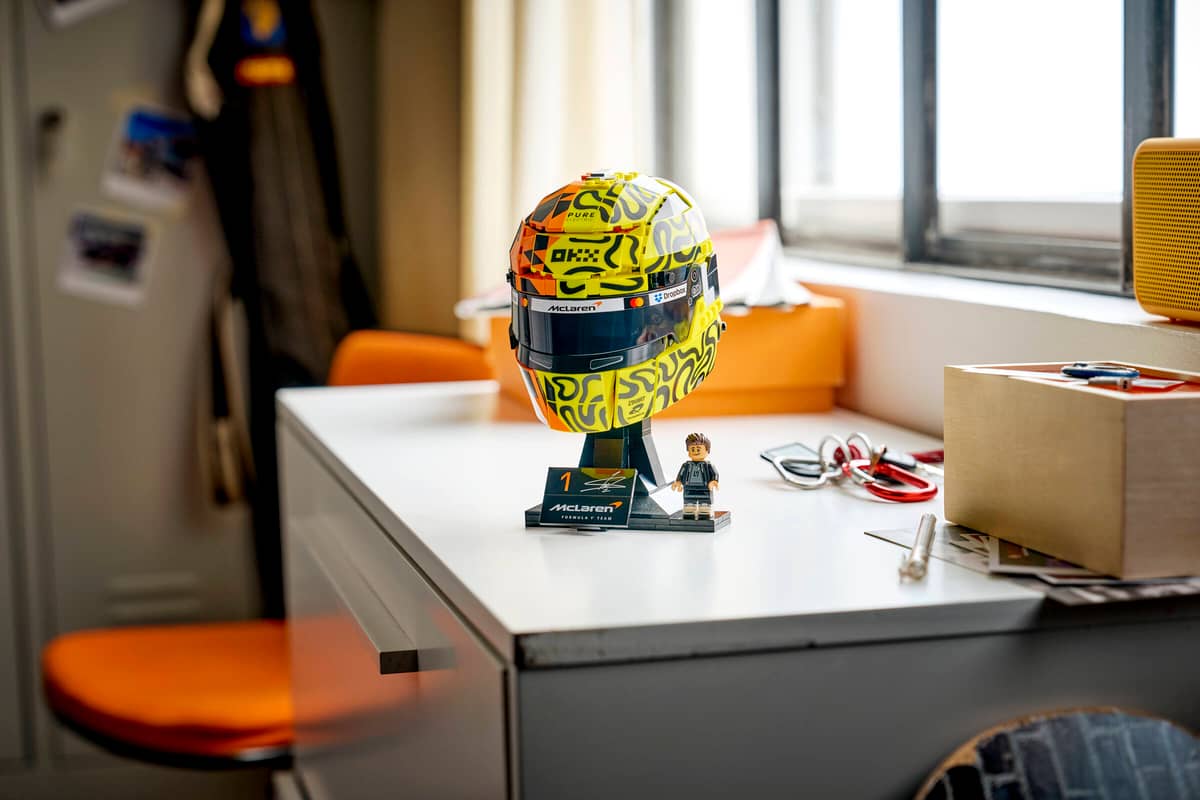Editions - McLaren Mastercard F1® Team Lando Norris Helmet (43023)