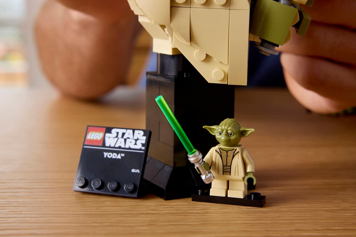 Star Wars™ - Yoda™ Bust (75438)