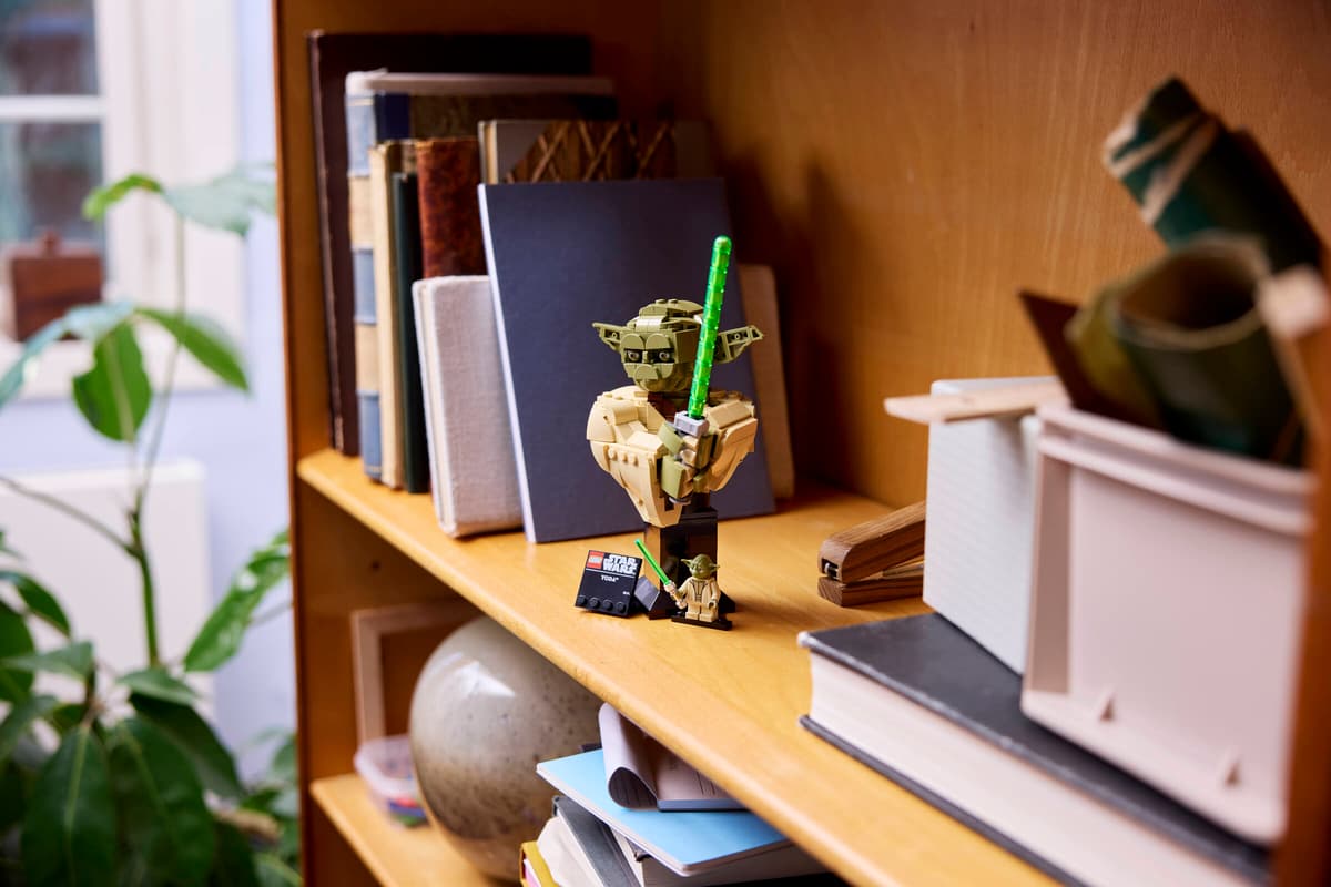 Star Wars™ - Yoda™ Bust (75438)