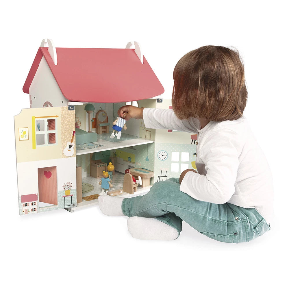 Dolls House with Family