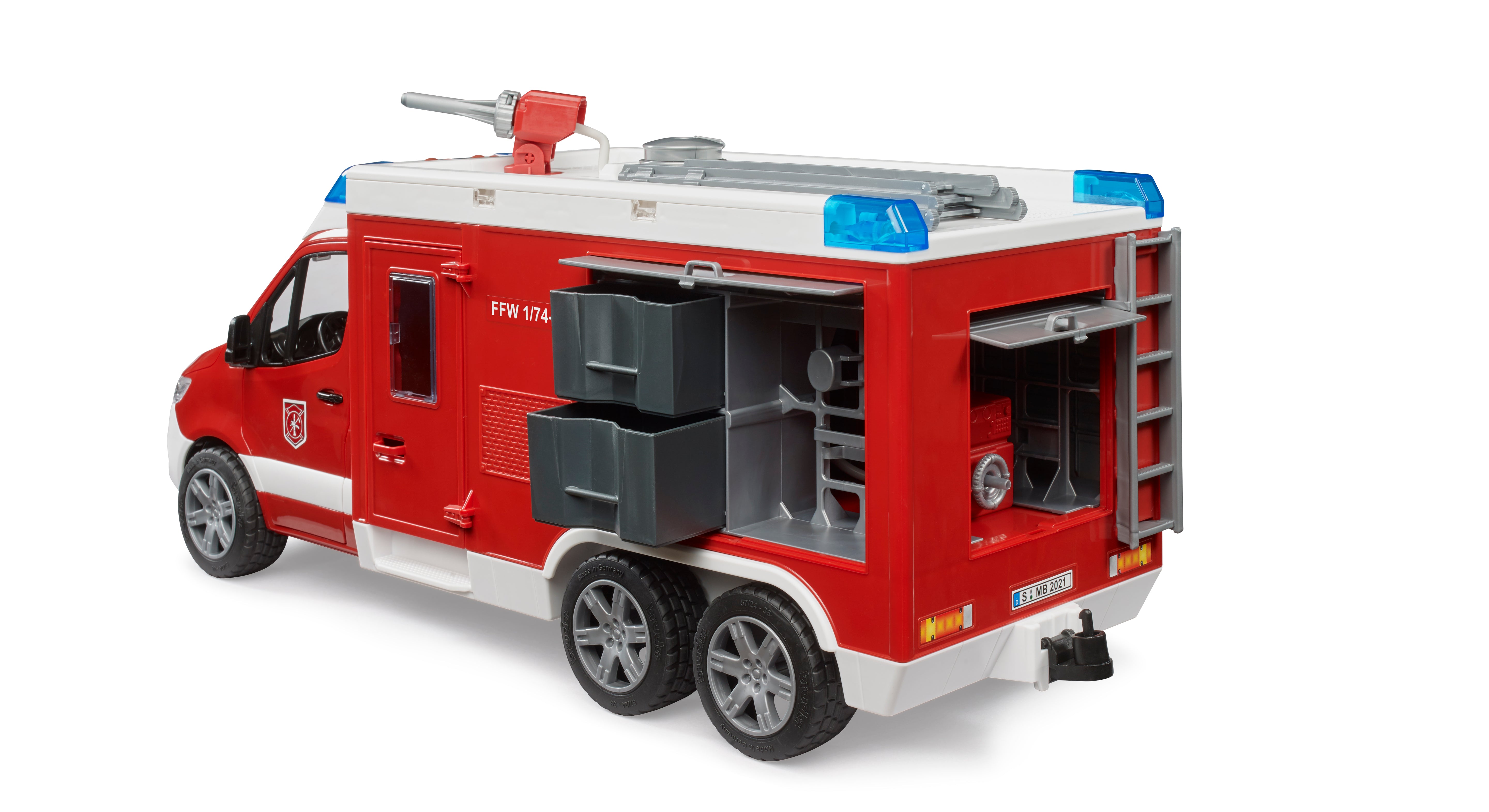 1:16 Mercedes-Benz Mercedes-Benz Sprinter Dual Axle Fire Engine with Light & Sound (02680)