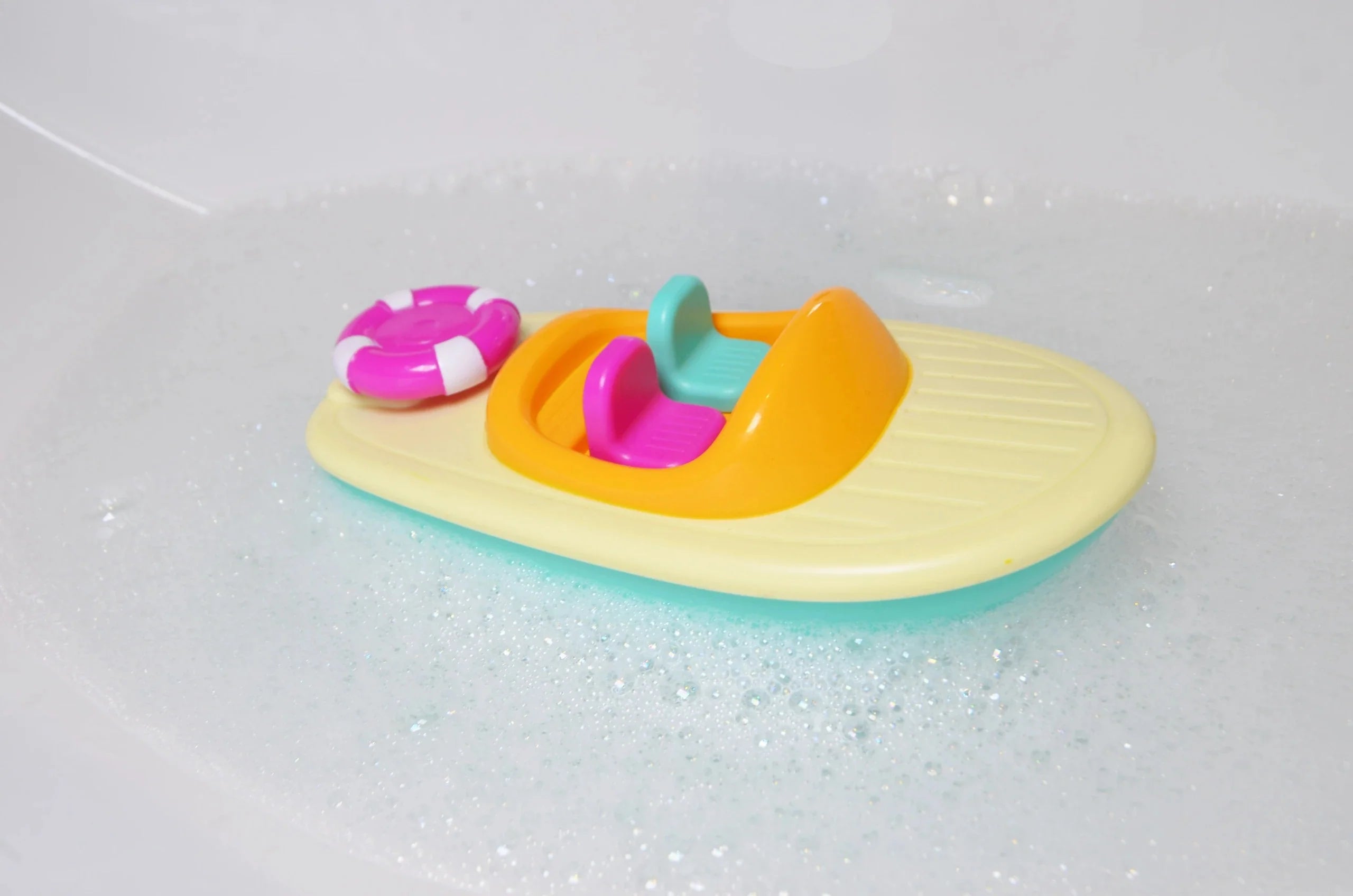 Bath Time Race Boat