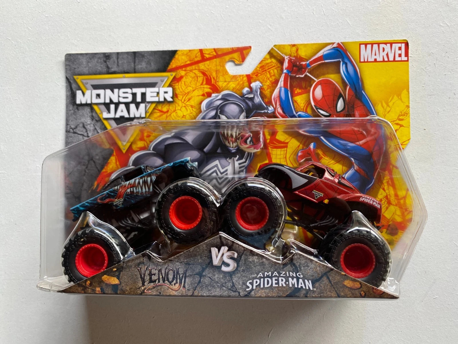 1:64 Diecast Trucks - 2 Pack - Marvel